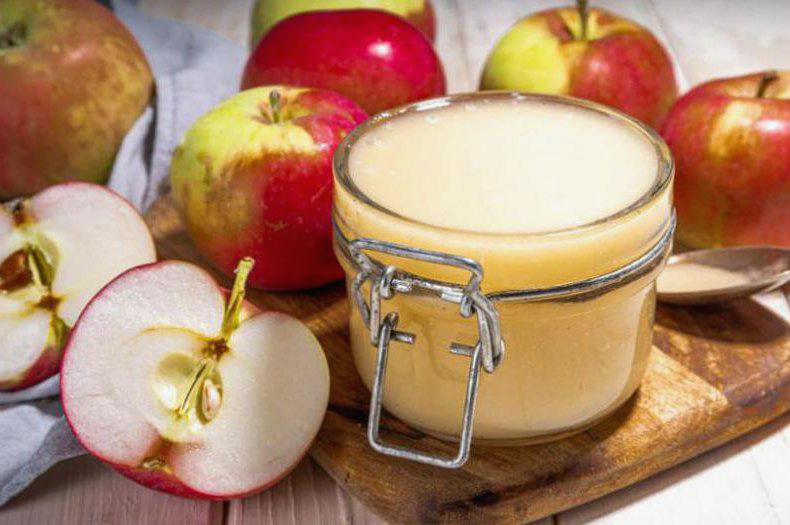 Jak zrobić domowy sos jabłkowy: Najłatwiejszy przepis w historii