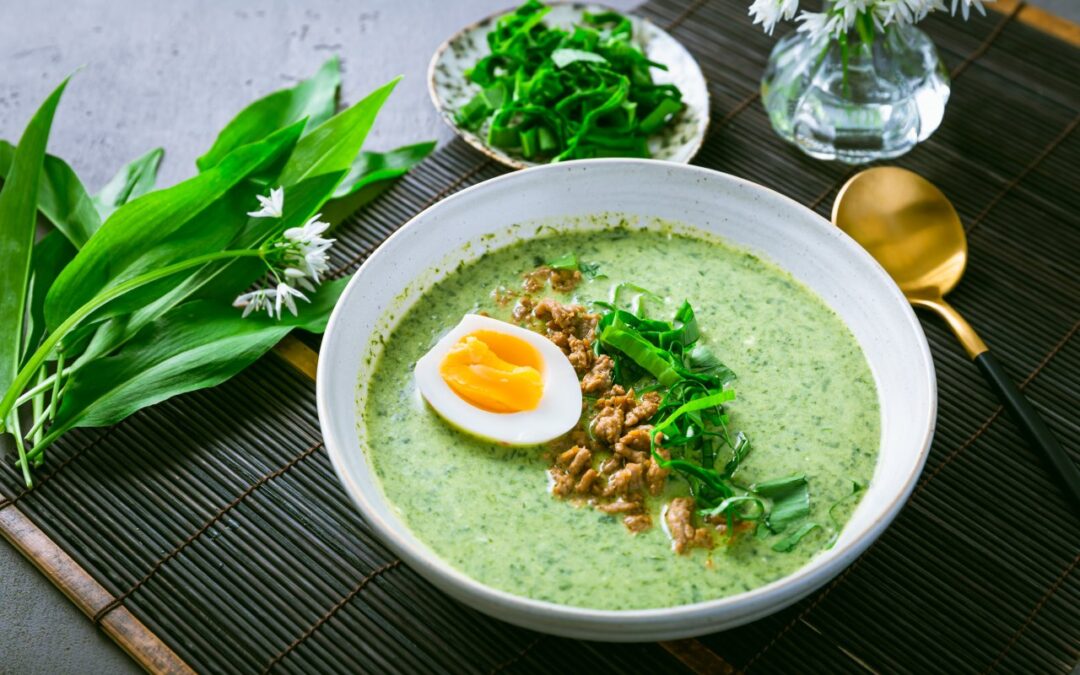 Liście rzodkiewki. Jak przygotować z nich pesto, zupę i dodatek do makaronu?